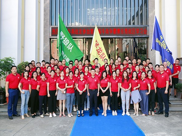 東晟密封-油壓機(jī)設(shè)備